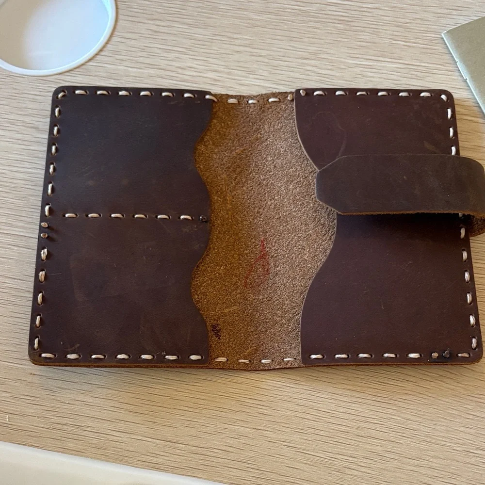 Field Book Elan Publishing Notebook‎ and Leather Passport Wallet with Card Slots